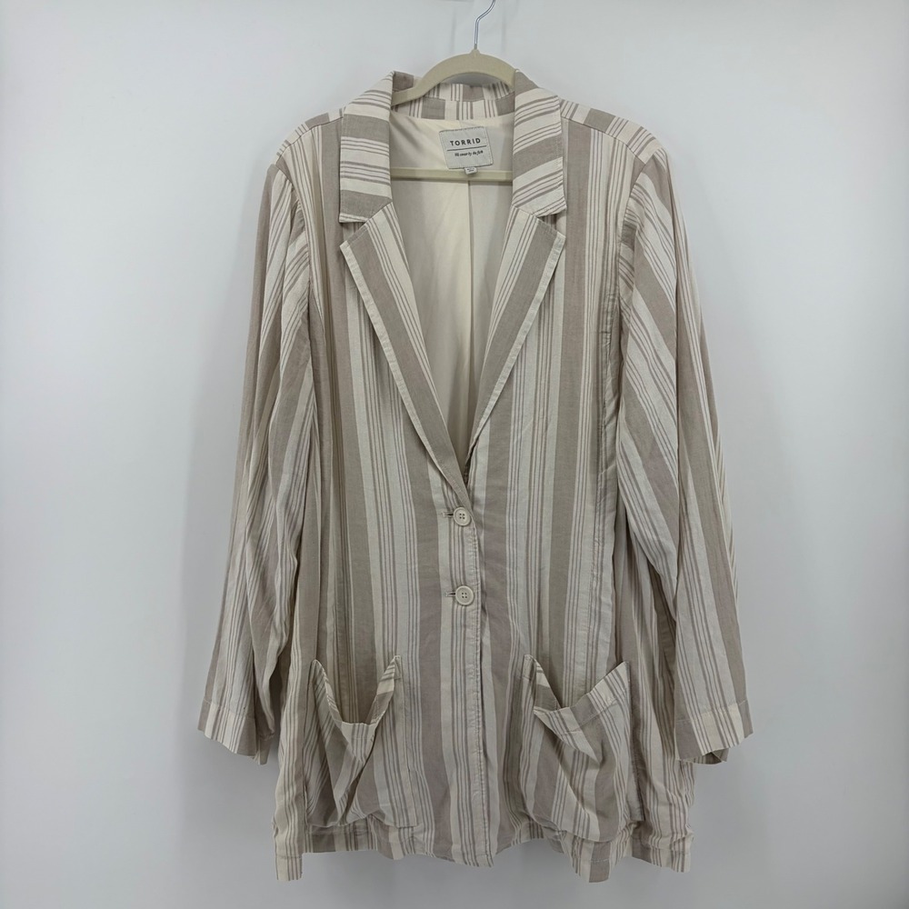 Torrid Womens 4X Beige Striped Linen Blend Blazer Jacket‎ Long Sleeve Pockets